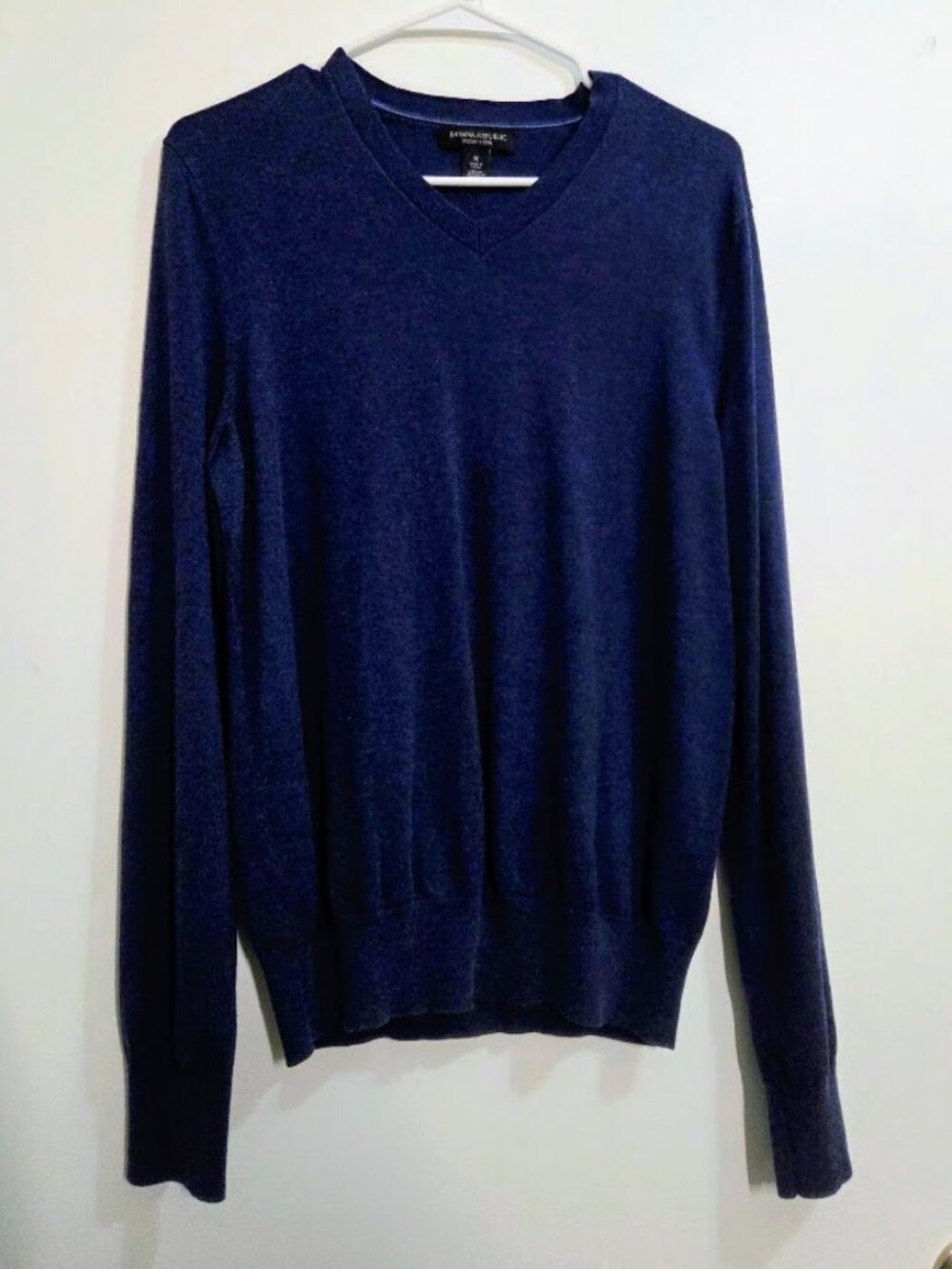Banana Republic Silk Cotton Cashmere V-Neck Sweater Medium